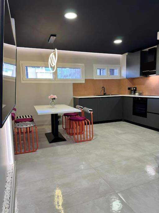 Pop Art Maisonette Ioannina Ngoại thất bức ảnh